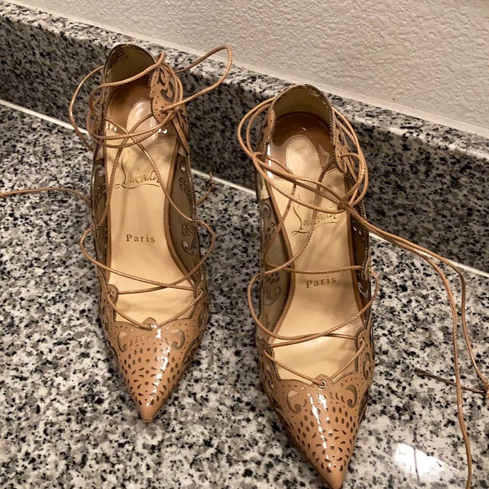Christian Louboutin Nude Impera Rare